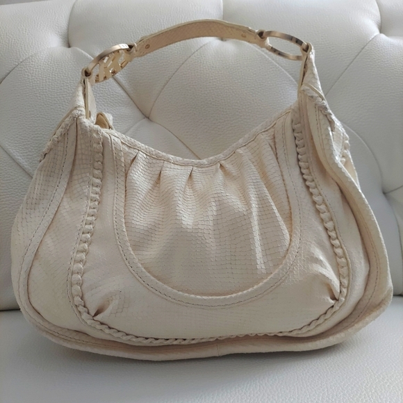 Laundry By Shelli Segal Bags Laundry By Shelli Segal Cream Purse Poshmark